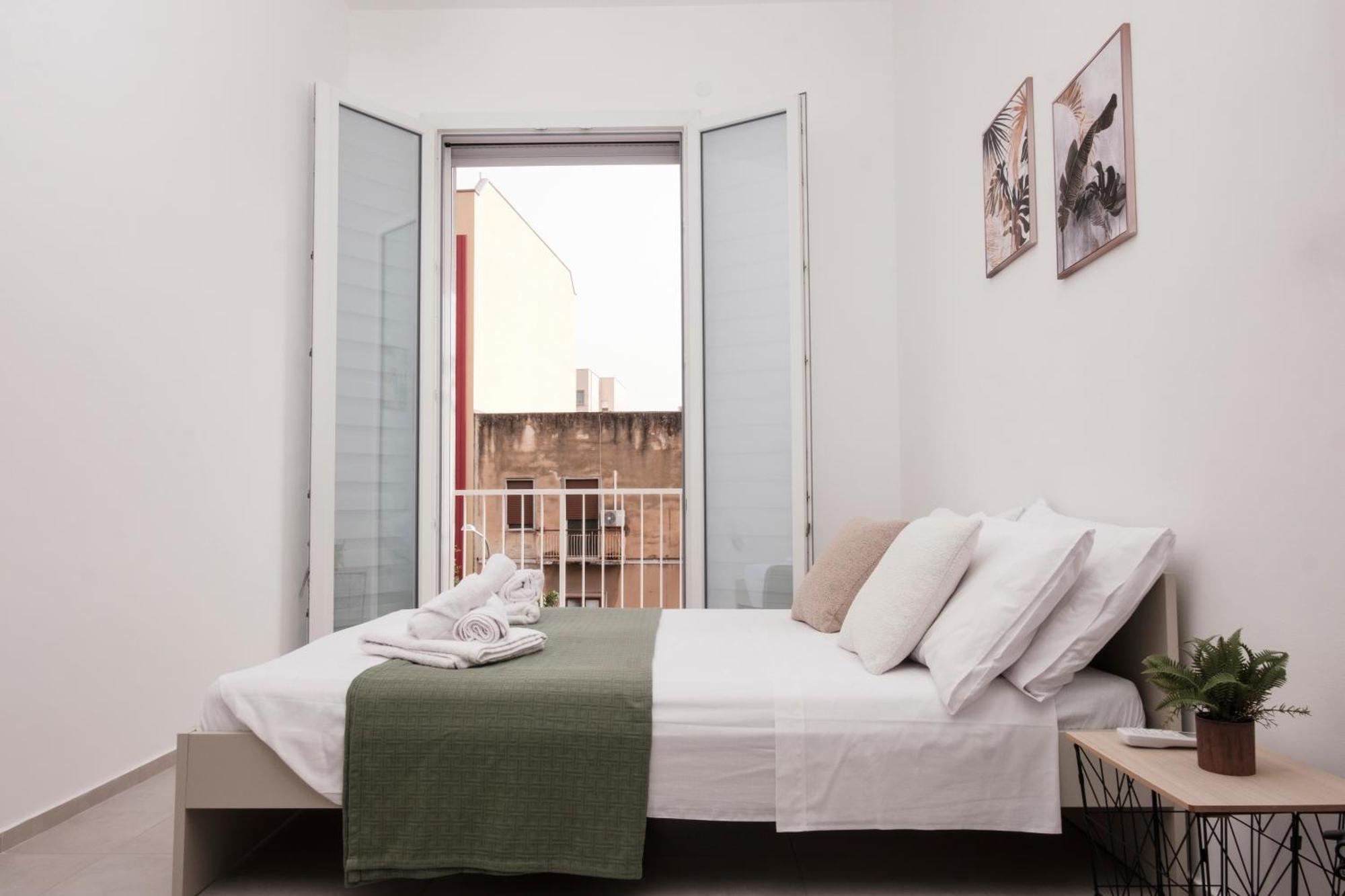 Pepoli Deluxe - Exclusive Apartment - Free Parking Trapani Buitenkant foto